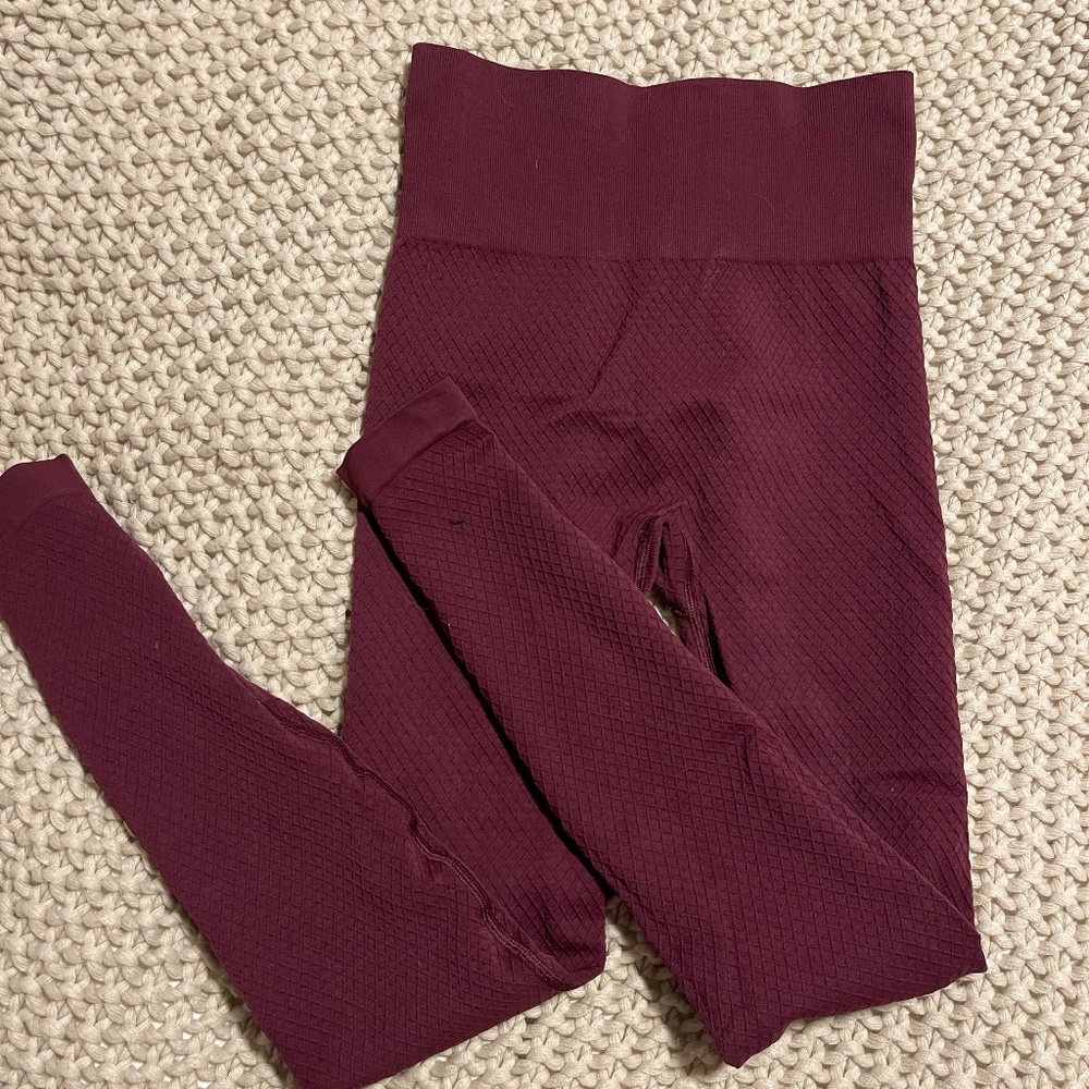 Balance Athletica Energy Pant- Amethyst- Size SMALL